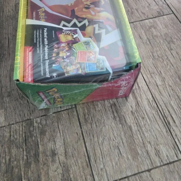 White Pokemon TCG Fall 2021 Collector Chest and Level Poke Ball & Collectors Tin - Picture 7 of 7